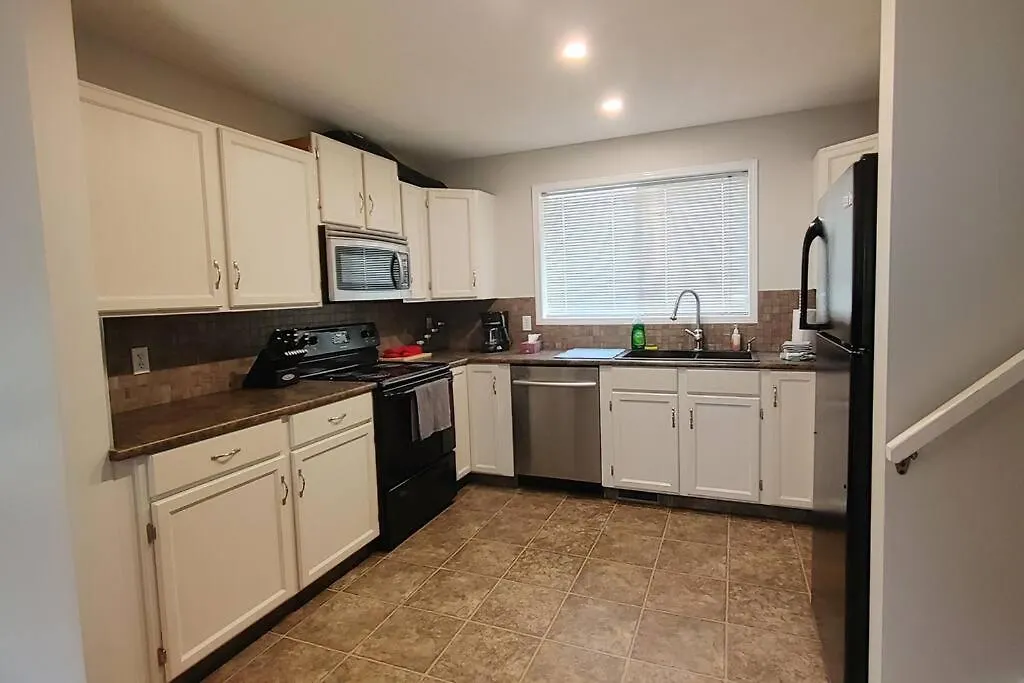 Beautiful 3-Bedroom Main Floor Home Calgary