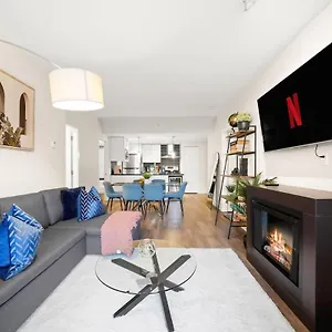 https://dazzling-condo-by-stadium-downtown-with-free-parking.vancouver-hotels-bc.net